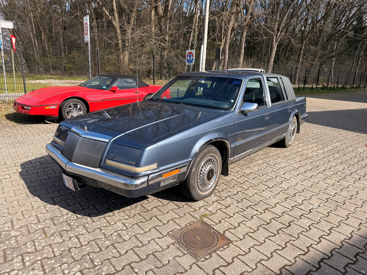 1991 Chrysler New Yorker Imperial 3.8