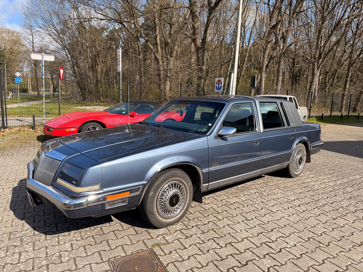1991 Chrysler New Yorker Imperial 3.8
